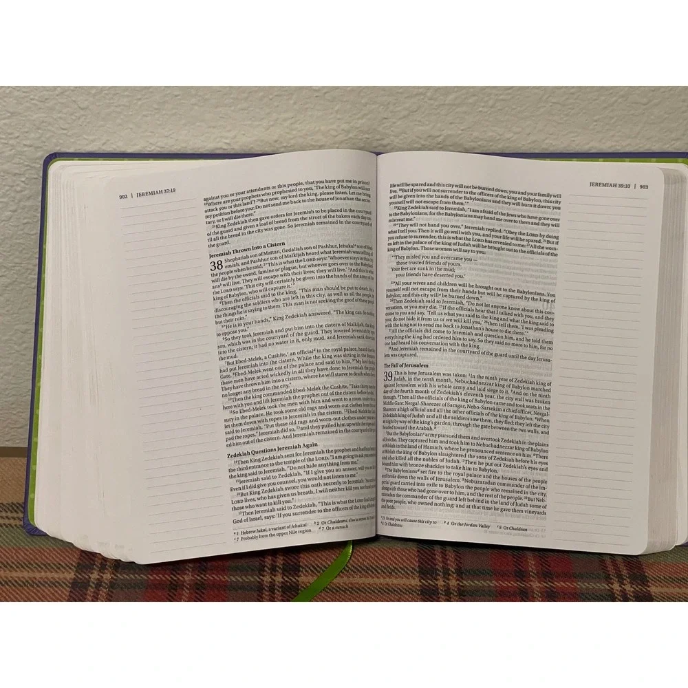 NIV Holy Bible For Girls My Journal Bible Purple With Elastic Closure Zondervan